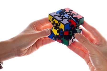 Gear Cube Puzzle - Cubo de engranajes - Ponte a toda marcha